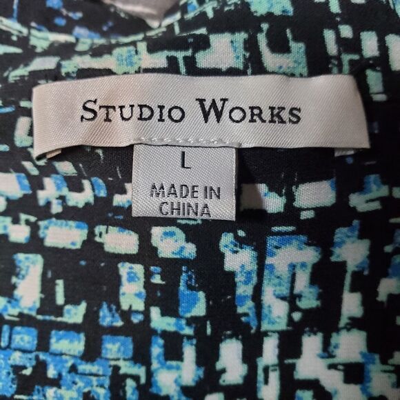 Studio Work Blue & Black Button Down Shirt (L) - Picture 5 of 5